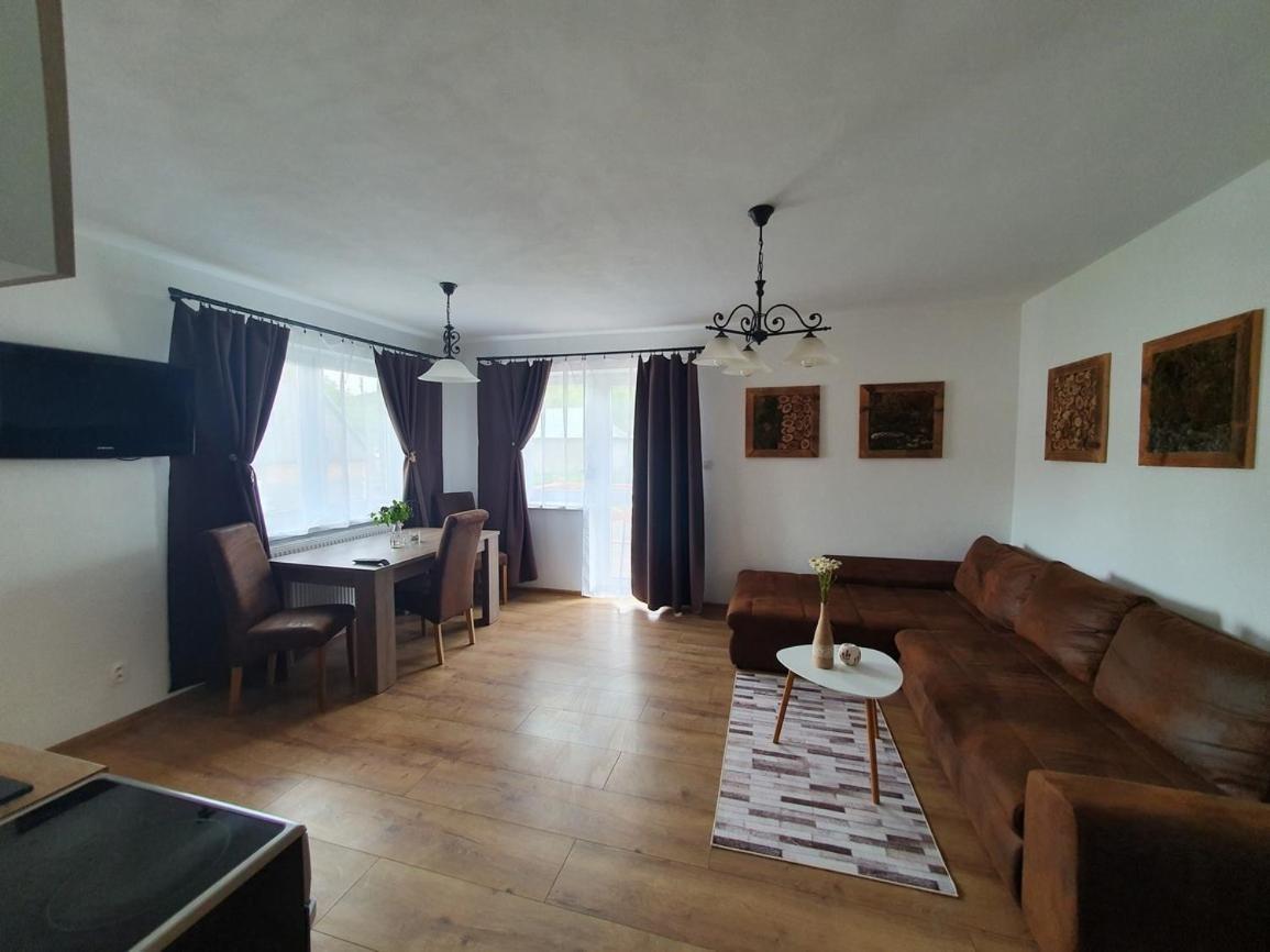 Apartmánový dom Adas Prosiek Exterior foto